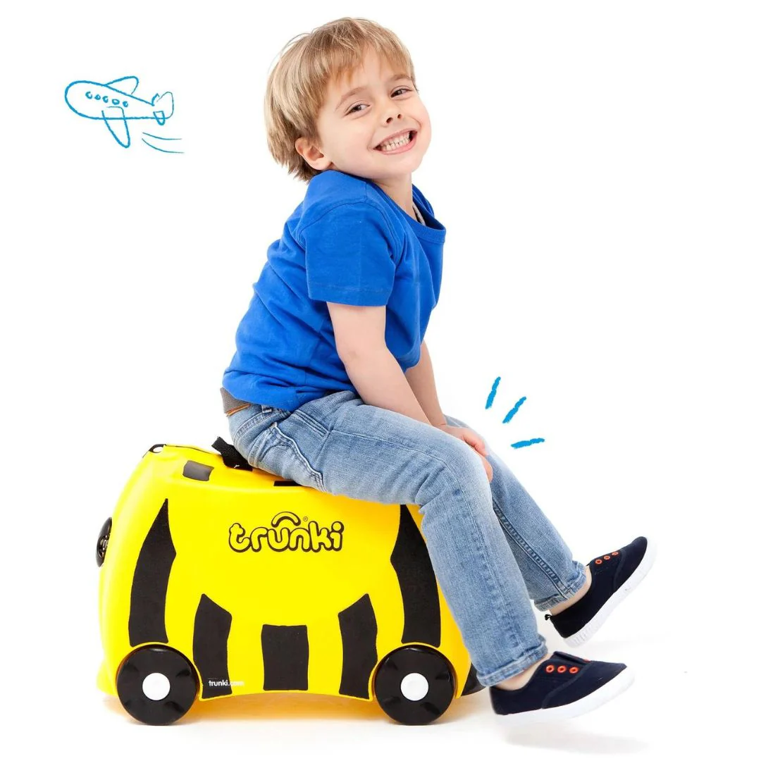 TRUNKI Kids ride-on hard side carry on suitcase T0044-GB01 Bernard Bee - Image 3